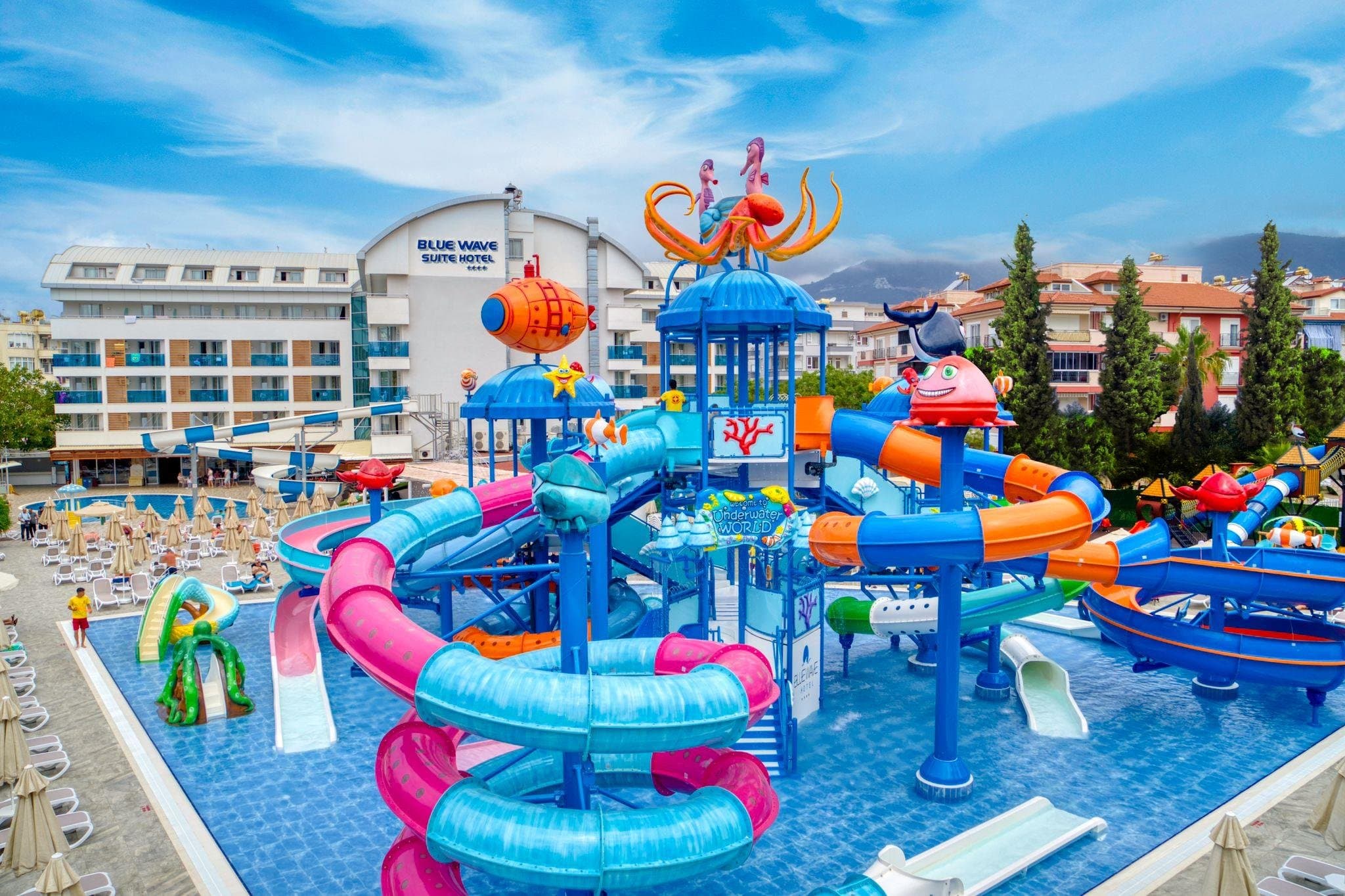 Blue Wave Suite Hotel 4★