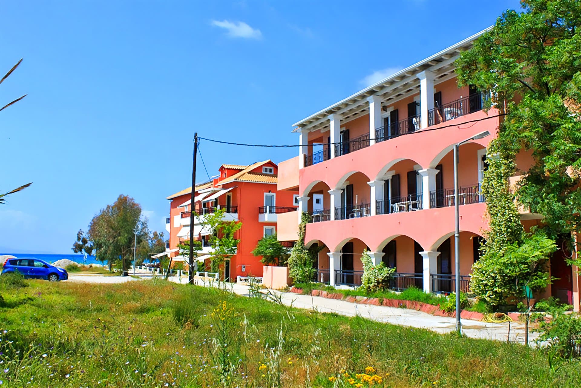 Aiolos Apartments 2★