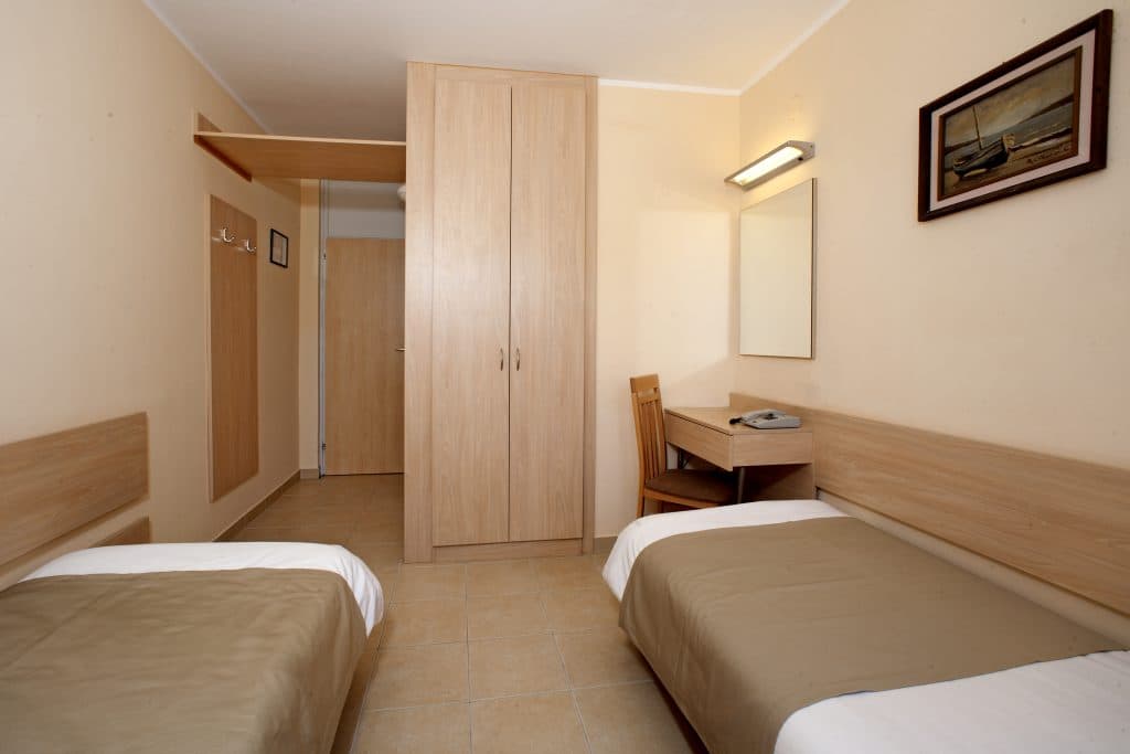 Dvojlôžková izba economy - foto 1
