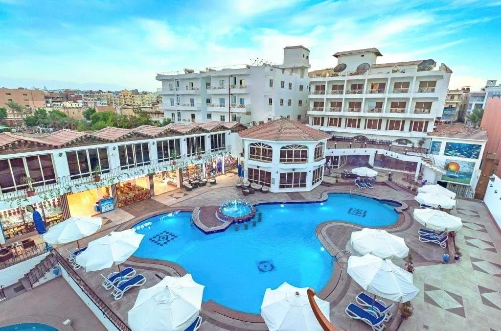 Minamark Beach Resort 3★